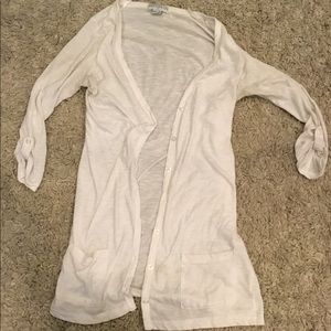 White thin cardigan with buttons and pockets